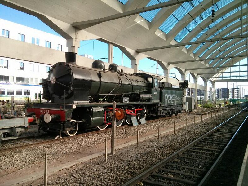 Vapeurs en gare de Reims